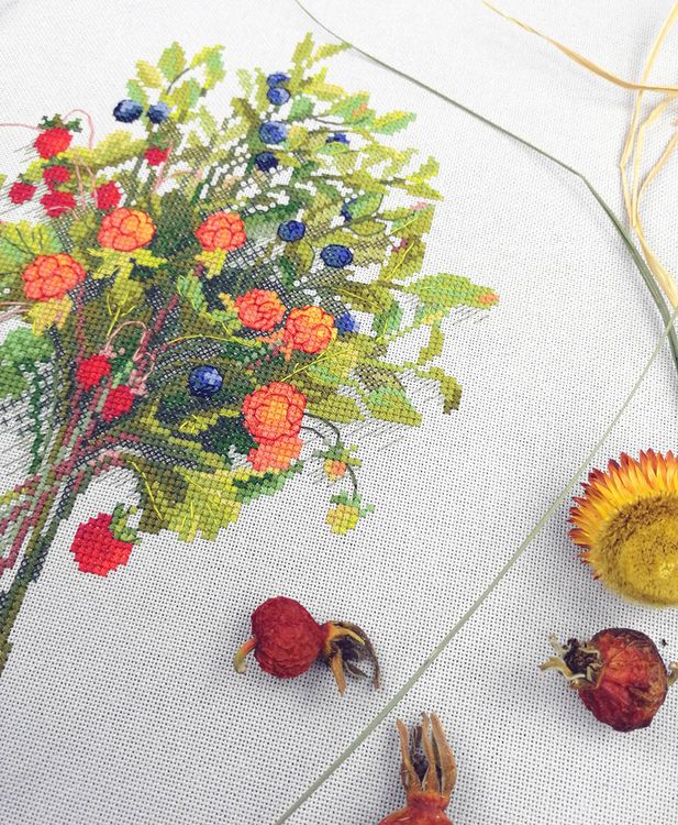 Набор для вышивания «Ягодный букет» — картинка 2