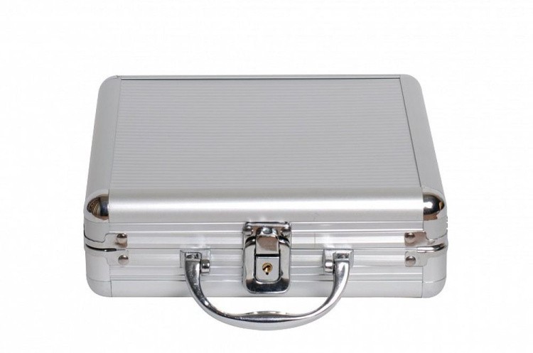 Покерный набор NUTS, 100 фишек 11.5 г с номиналом в чемодане, сукно — картинка 3