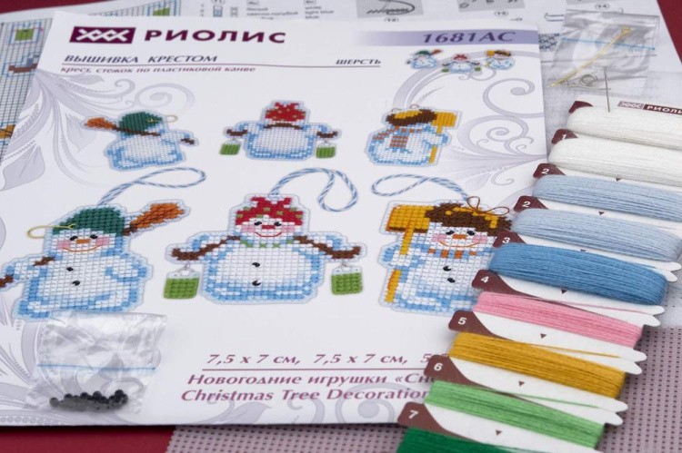 Набор для вышивания «Новогодние игрушки «Снеговички» — картинка 4