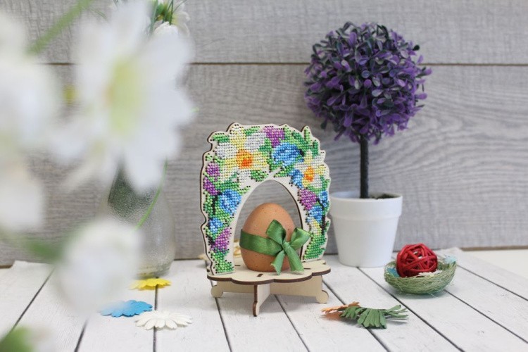 Набор для вышивания «Подставка под яйцо. Цветочная арка» — картинка 2