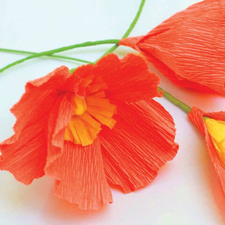 Бумага гофрированная (креповая) флуоресцентная, 22 г/м2, красная, 50х200 см, в рулоне, Brauberg — картинка 5