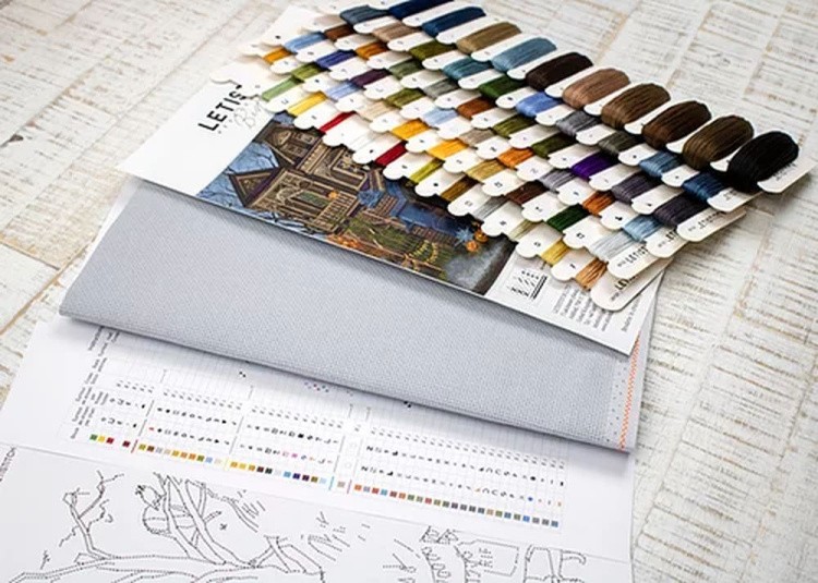 Набор для вышивания «Moonlight Manor» — картинка 9