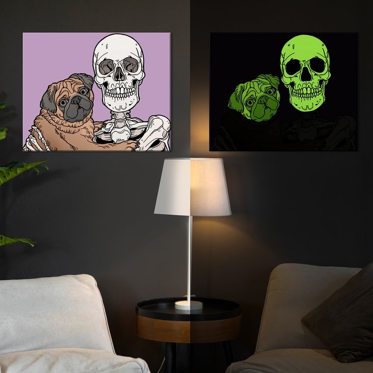 Картина по номерам со светящейся краской «Скелет с мопсом» — картинка 2