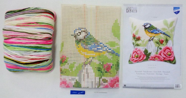 Набор для вышивания «Синичка в розах» — картинка 2