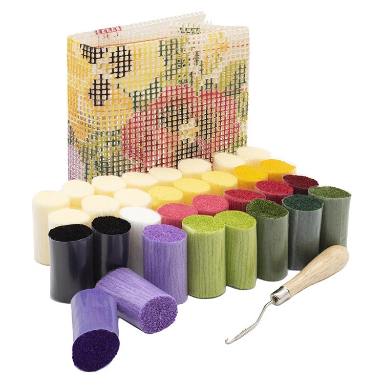 Набор для вышивания «Подушка. Фиалки» — картинка 2