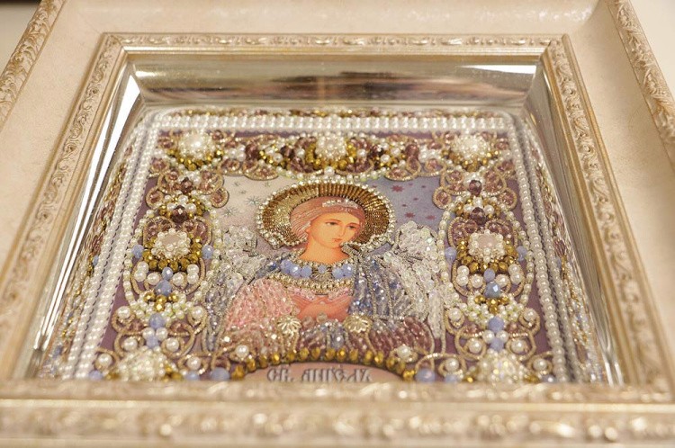 Вышивка Образа в каменьях «Ангел Хранитель» — картинка 2