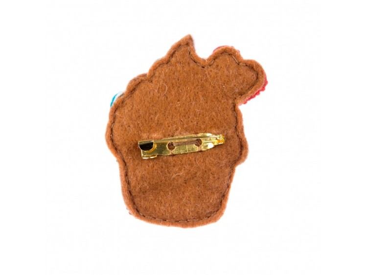 Набор для вышивания «Брошь. Кремовый капкейк» — картинка 2