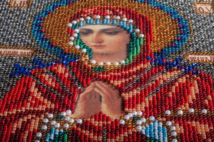 Набор вышивки бисером «Богородица Умягчение злых сердец» — картинка 4