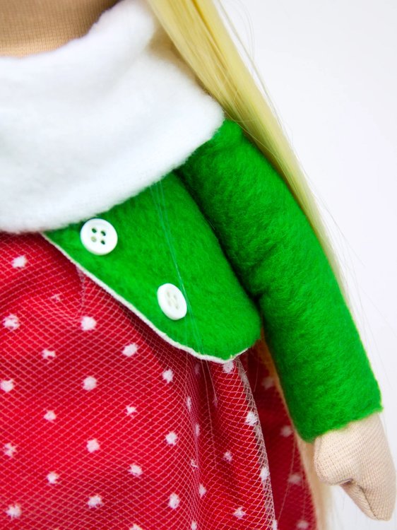 Набор для шитья «Куколка в красном» — картинка 3