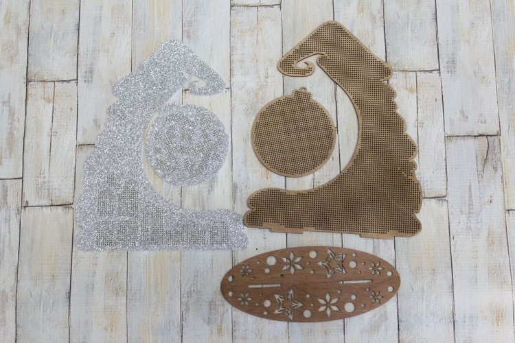 Набор для вышивания «Зимняя краса. Подставка с новогодним шаром» — картинка 2