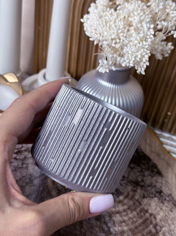 Силиконовый молд - Контейнер/подсвечник ребристый, d 8 см, 1 шт. — картинка 2