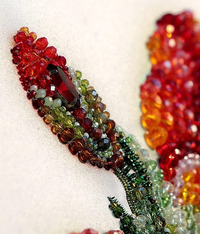 Набор для вышивания хрустальными бусинами «Маки» (белый фон) — картинка 5