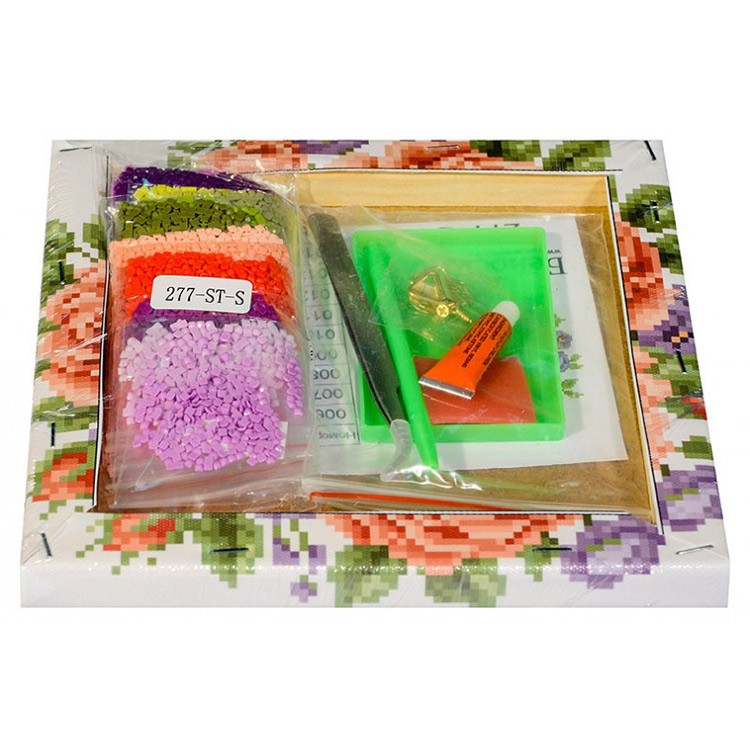 Алмазная вышивка «Розы и фиалки» — картинка 3