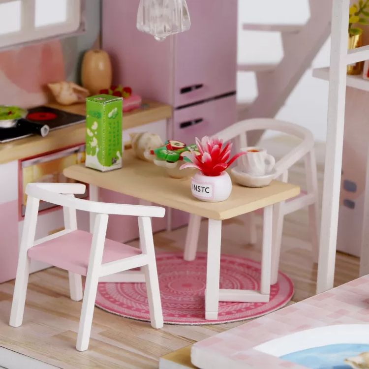 Миниатюрная сборная модель (румбокс) «Первая любовь» — картинка 8