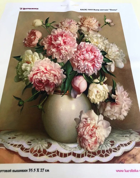 Вышивка лентами «Пионы» — картинка 4
