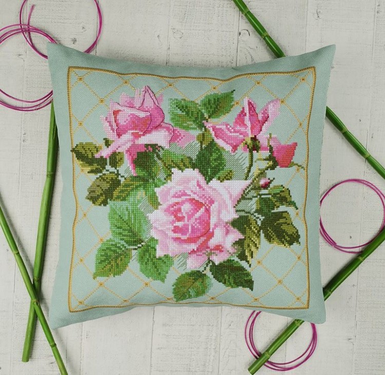 Набор для вышивания «Наволочка. Розовые розы» — картинка 4