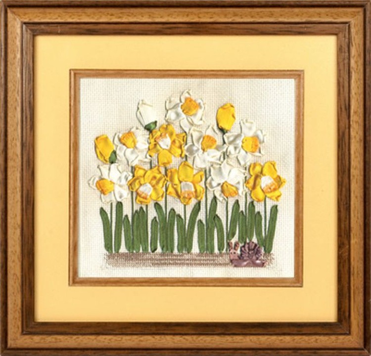 Вышивка лентами «Лучики весны» — картинка 2