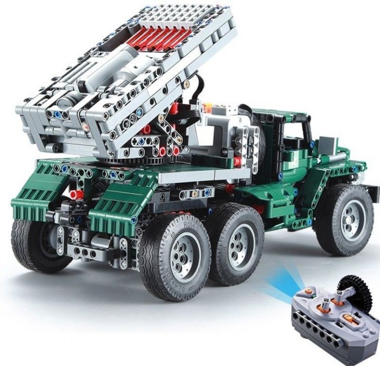 Радиоуправляемый конструктор с мотором Cada Technics Катюша - 2.4G
— картинка 3