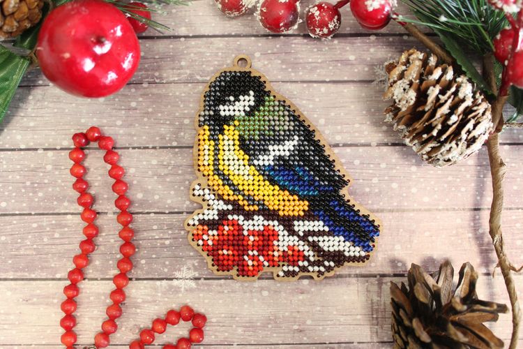 Набор для вышивания «Ёлочная игрушка. Синица» — картинка 3