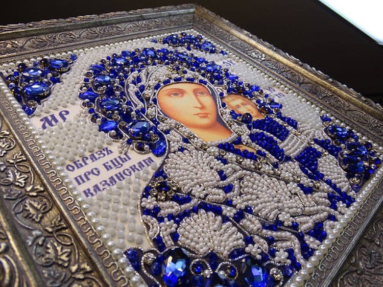 Набор вышивки хрустальными камнями «Казанская» (синяя) — картинка 6