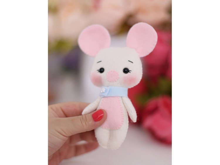 Набор для шитья игрушки «Мышонок Джесс» — картинка 2