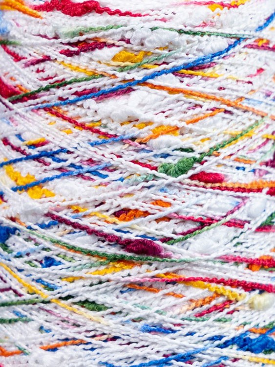 Пряжа бобинная OnlyWe Узелковый люрекс (шишибрики) (Y33), белый с розовым, зелёным, синим и оранжевым, 1 шт., 50 г — картинка 2