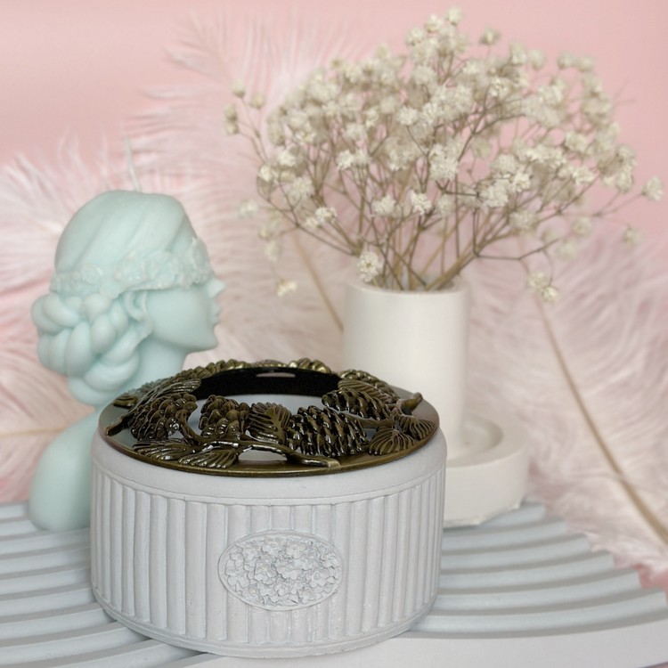 Декоративная крышка из металла №2, d 8см, Epoxy Master — картинка 2