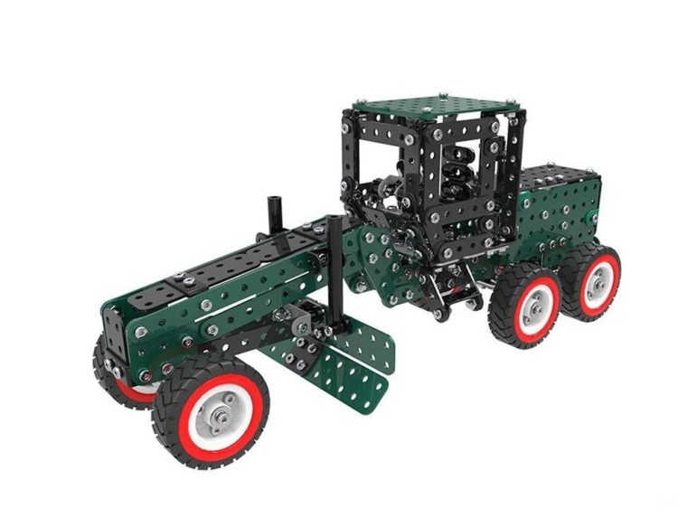 Конструктор «Фермерский трактор-2», 686 деталей