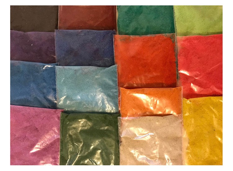 Картина цветным песком «Еноты» — картинка 6