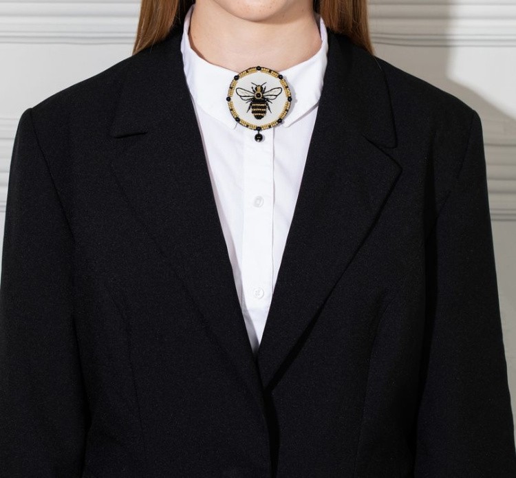 Набор для вышивания «Брошь. Пчела» — картинка 5