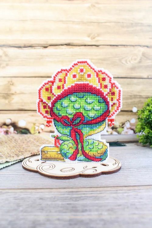 Набор для вышивания «Змейка в кокошнике» — картинка 5