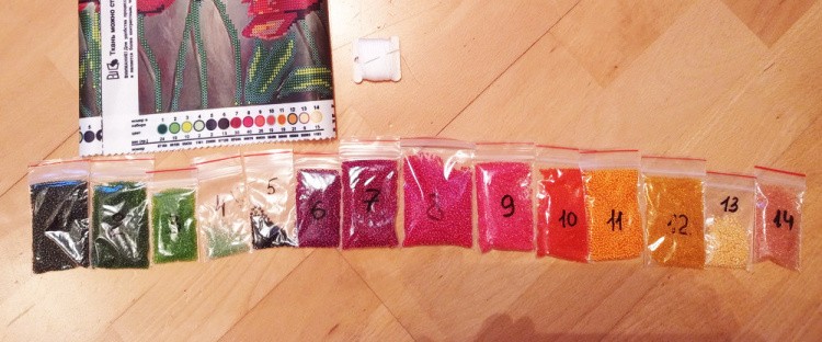 Набор вышивки бисером «Триптих. Маковая россыпь» — картинка 4