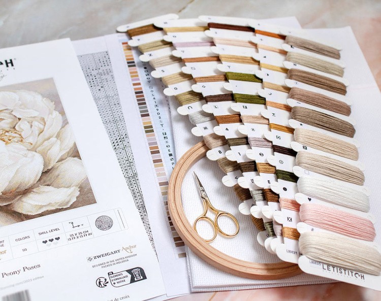 Набор для вышивания «Peony Poses (Пион)» — картинка 4