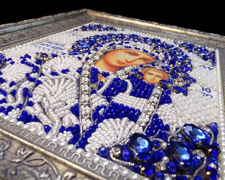 Набор вышивки хрустальными камнями «Казанская» (синяя) — картинка 9