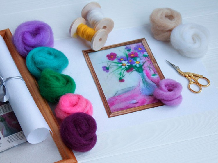 Картина шерстью «Нежная космея» — картинка 2