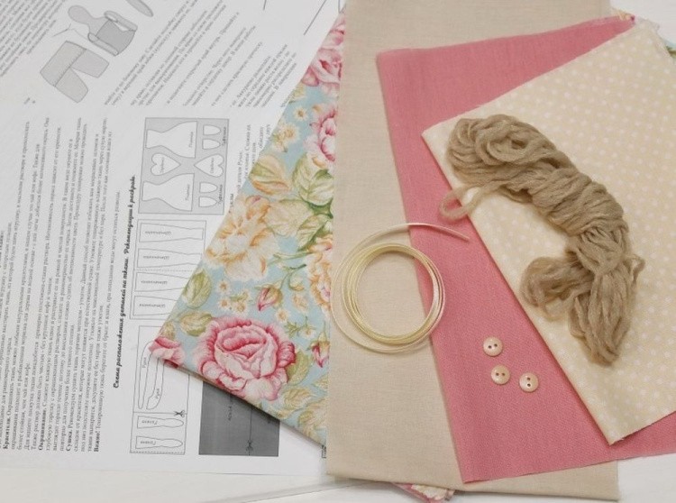 Набор для шитья игрушки «Мадемуазель Элиза» — картинка 2