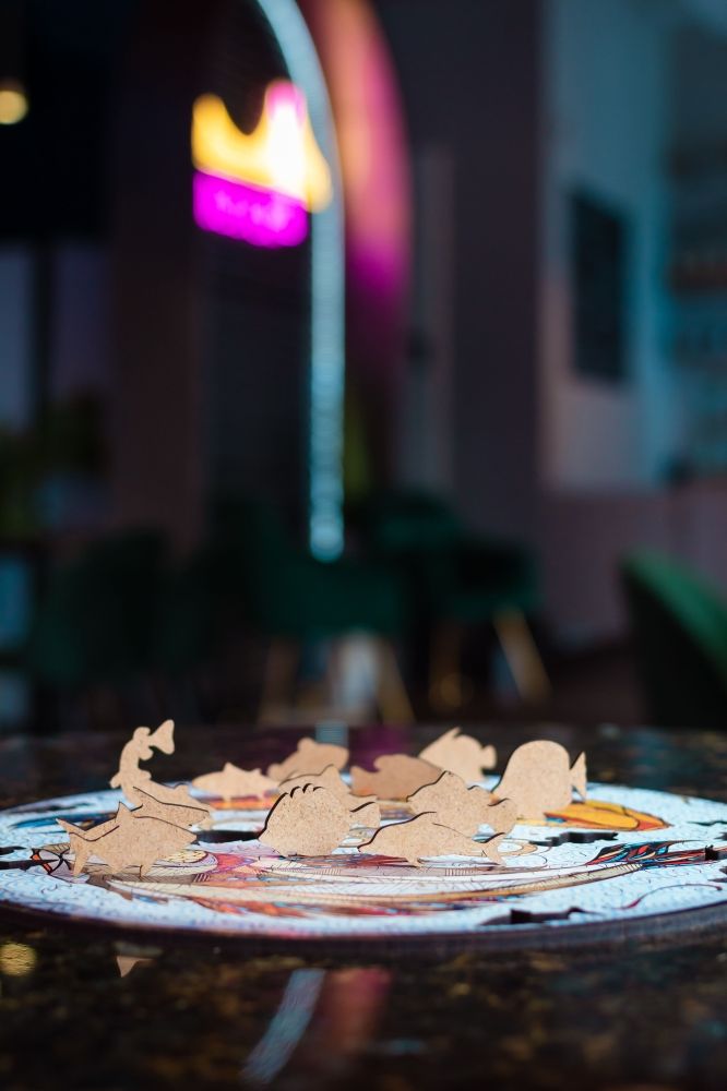 Деревянный, фигурный пазл EWA «Карпы Кои (Рыбы) L», 40x40 см — картинка 6