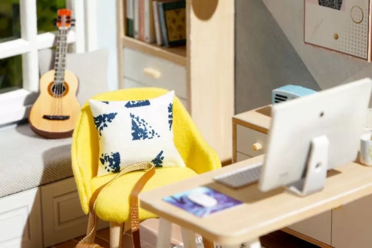 Миниатюрная сборная модель (румбокс) «Солнечный кабинет» — картинка 9