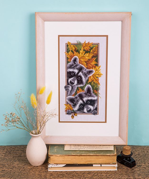 Набор для вышивания «Любопытные еноты» — картинка 2