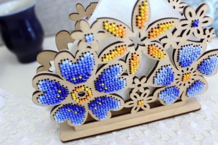 Набор для вышивания «Салфетница. Цветочная поляна» — картинка 4