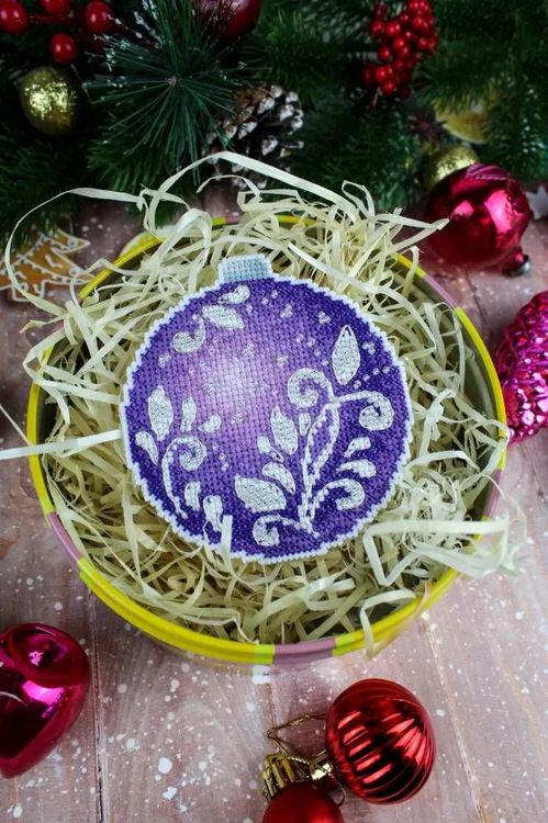 Набор для вышивания «Новогодний шар Аметистовое сияние» — картинка 7