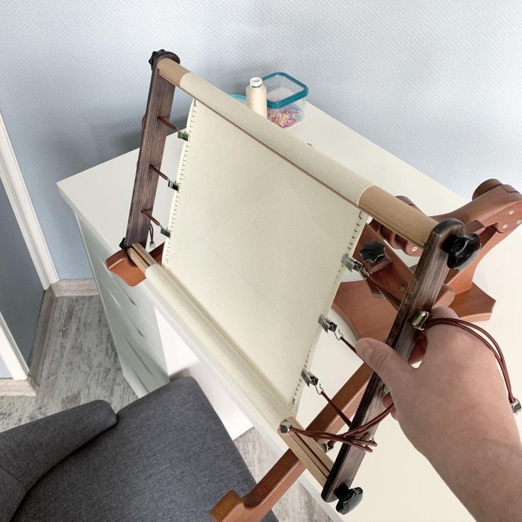 Настольный держатель для пялец «Змей Горыныч» с дополнительными лапками (тик), Дубко — картинка 4