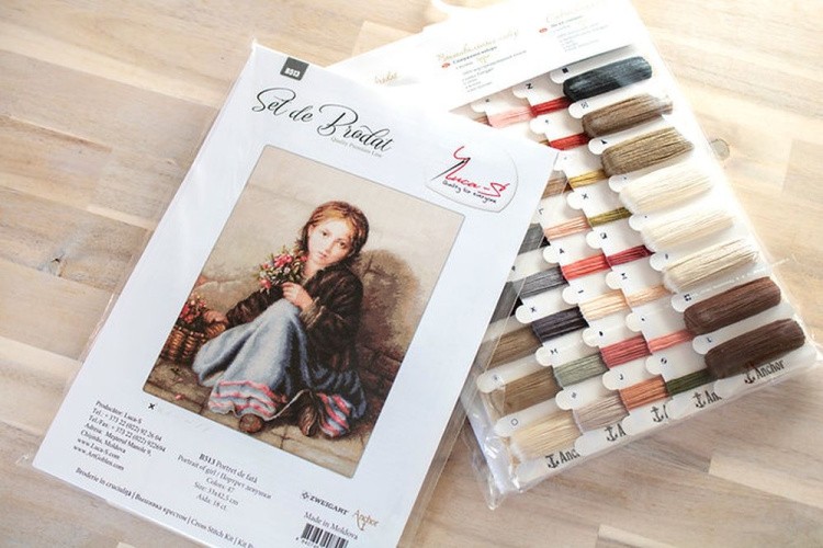 Набор для вышивания «Девочка с цветами» — картинка 2