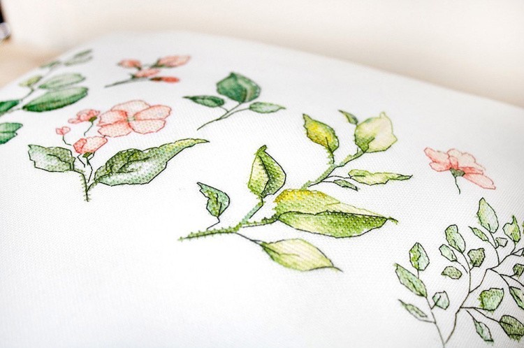 Набор для вышивания «Подушка. Листья» — картинка 3