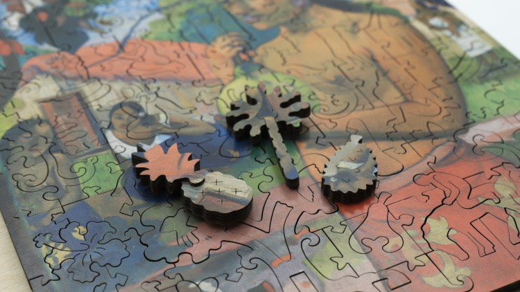 Деревянные пазлы DAVICI «Женщина, держащая плод» Поля Гогена — картинка 9