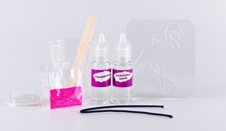 Набор для творчества с эпоксидной смолой «Блестящий фламинго» — картинка 2