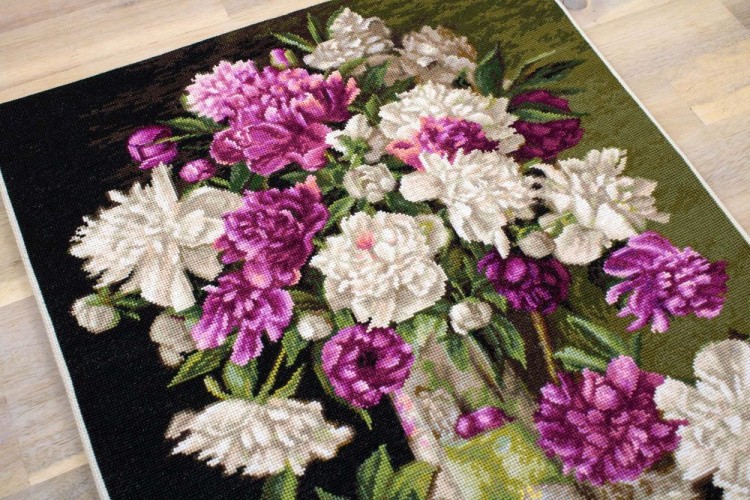 Набор для вышивания «Красные и белые пионы» — картинка 6