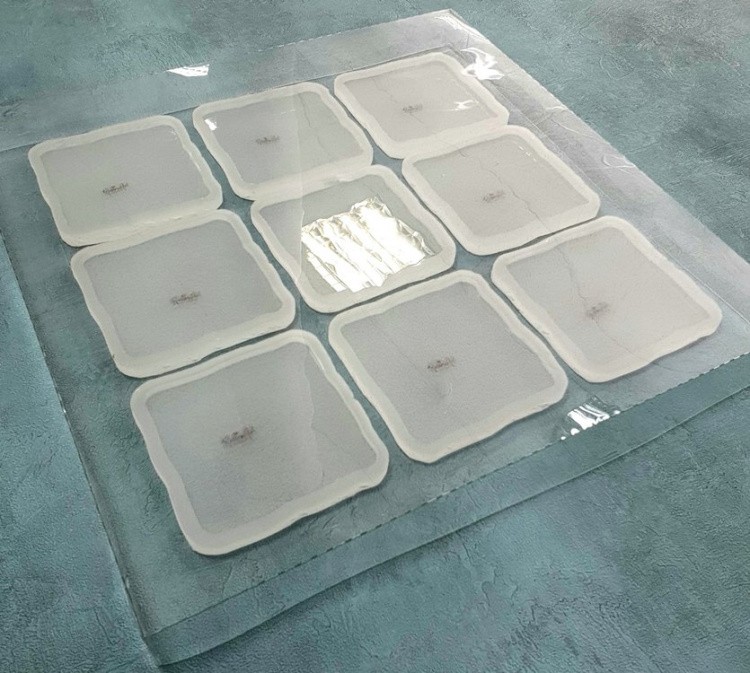 Защитный экран от пыли для подстаканников 45x45x4 см, ResinArt — картинка 4